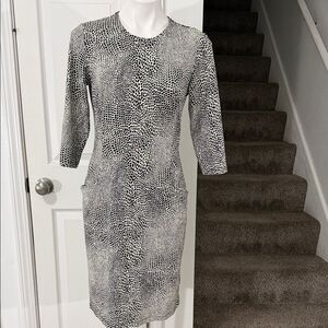 J. McLaughlin 3/4 Sleeve Midi Dress Size Medium